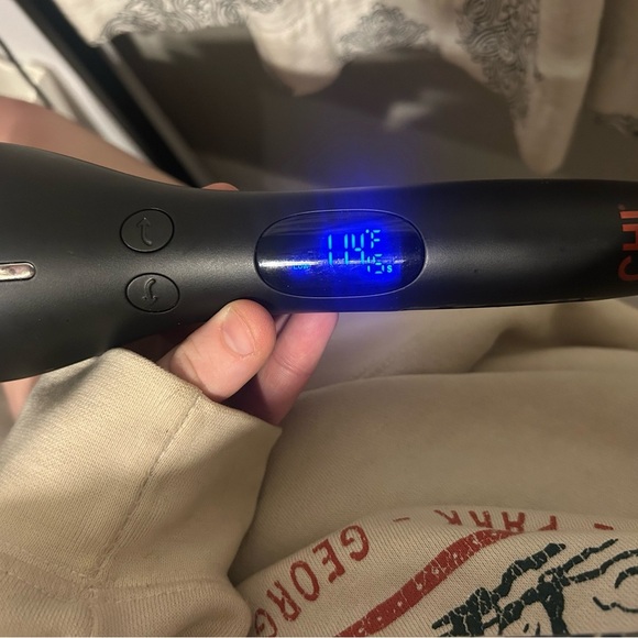 CHI Black Hair Curler main image 4